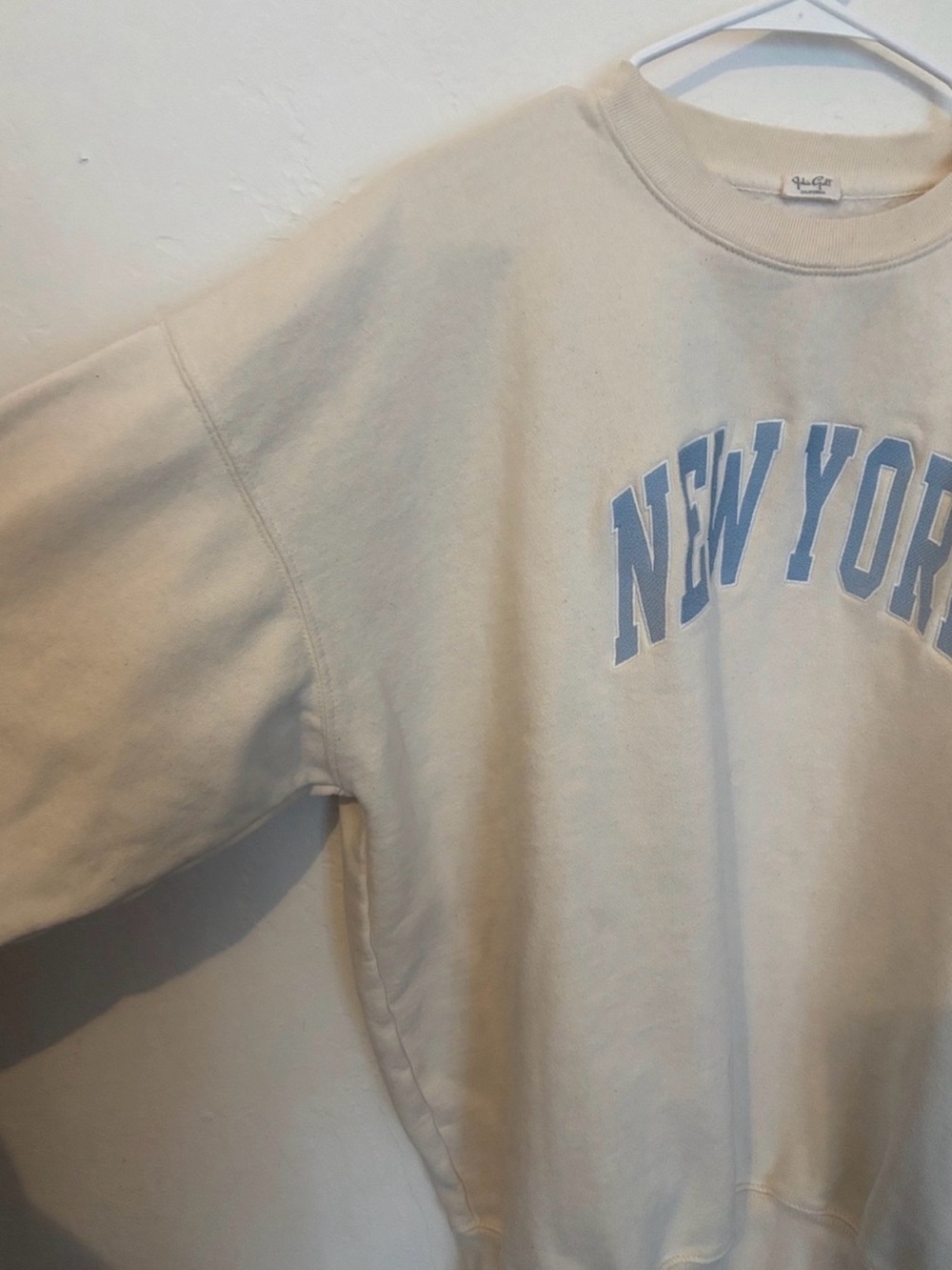 Brandy Melville John Galt New York Crewneck - Picture 4 of 6